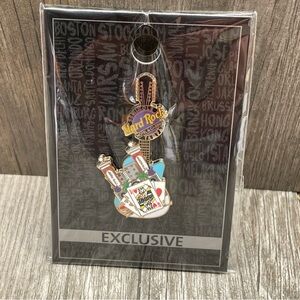 Hard Rock Cafe Seminole Tampa Florida HRHC Guitar Pin Exclusive NEW